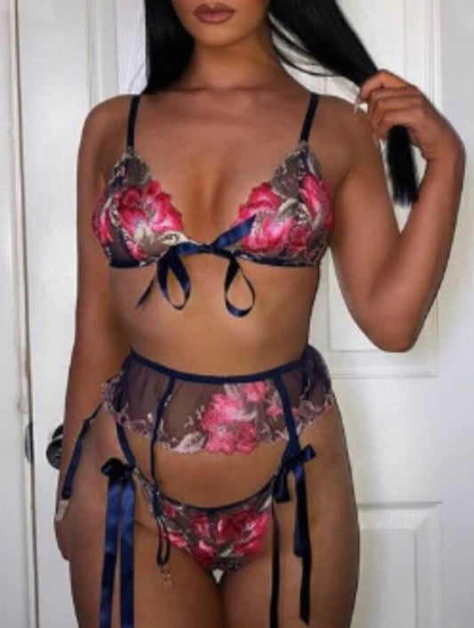 Roses Red Violets Blue Set