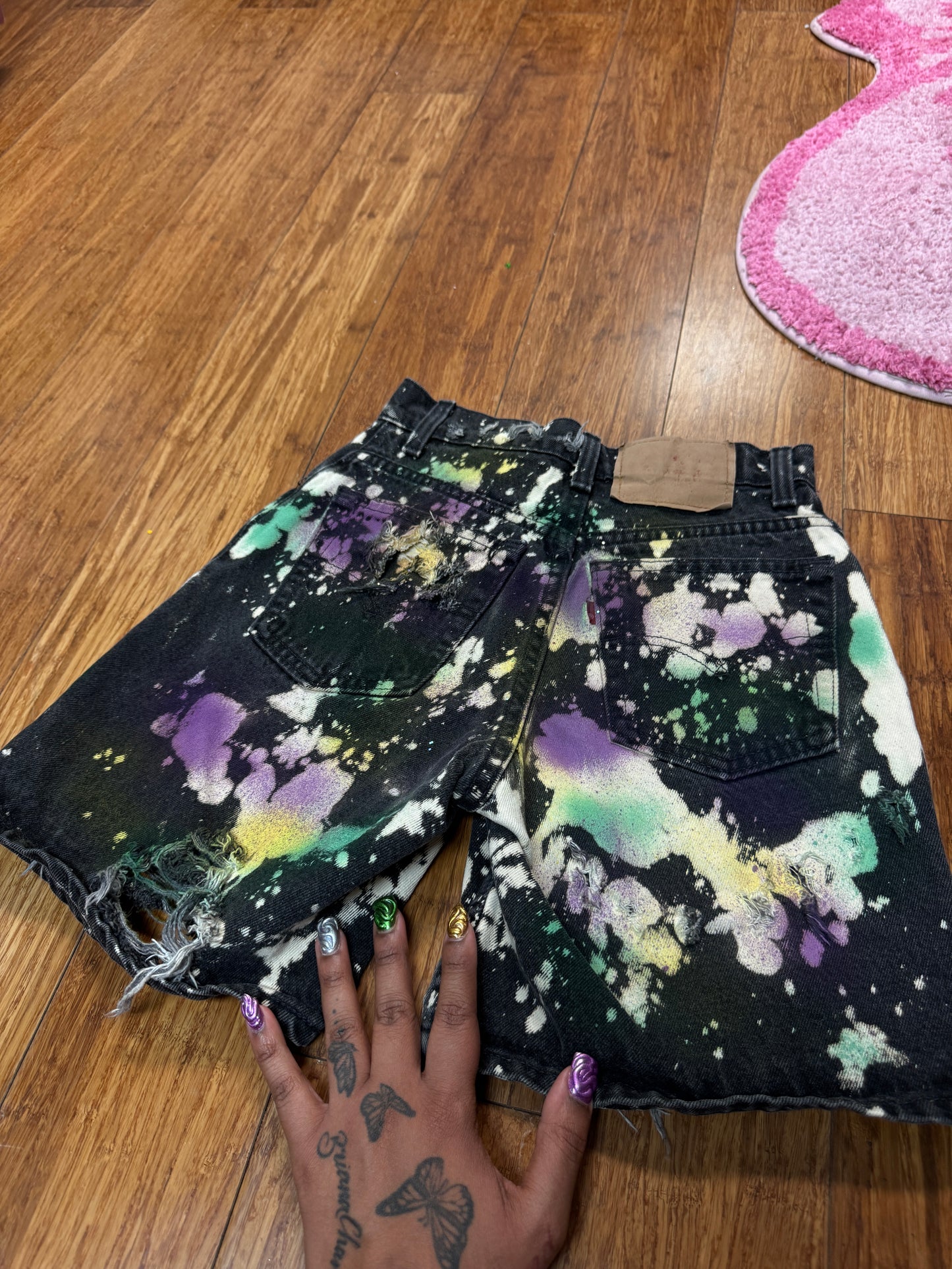 MARDI GRAS LEVIS DISTRESSED BOY SHORTS