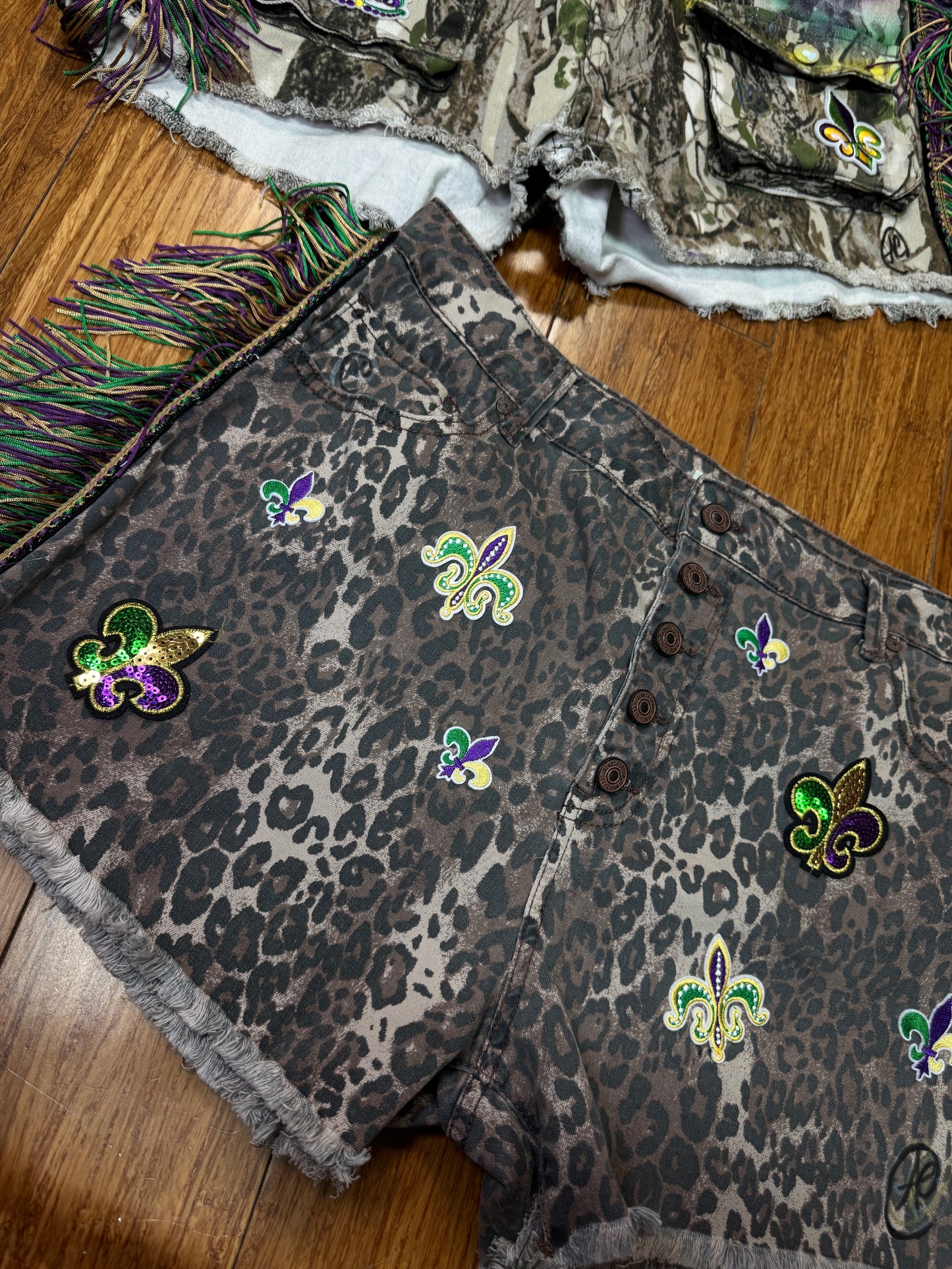 CHEETAH FEVER CUSTOM MARDI GRAS SHORTS