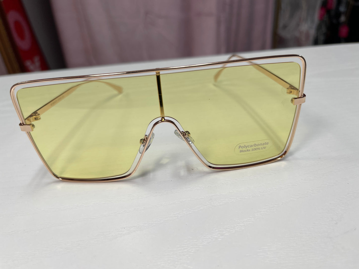 Retro Rectangle Sunglasses Gold Frame Melly Yellow Shades