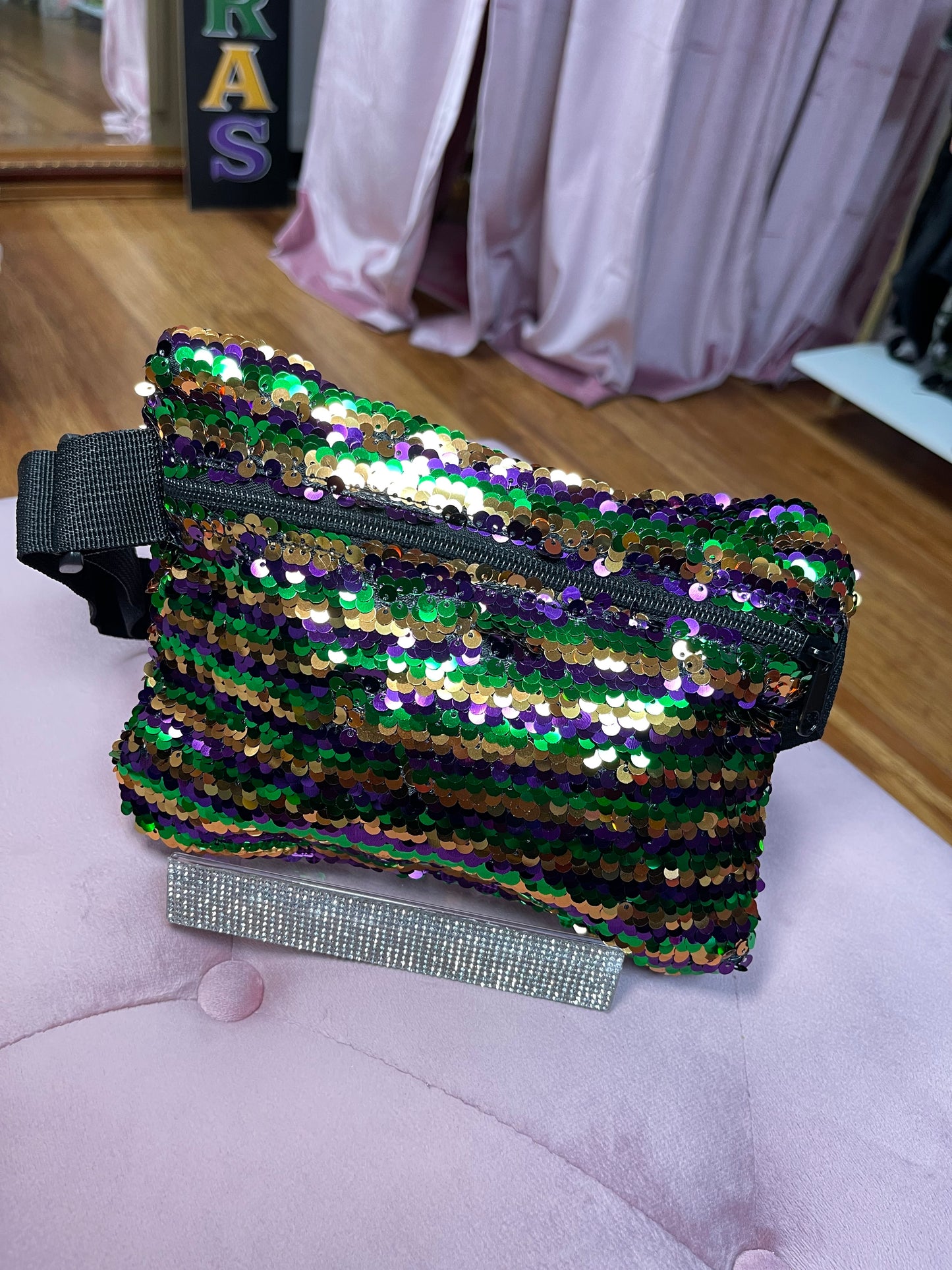 MARDI GRAS FANNY CROSSBODY BAG