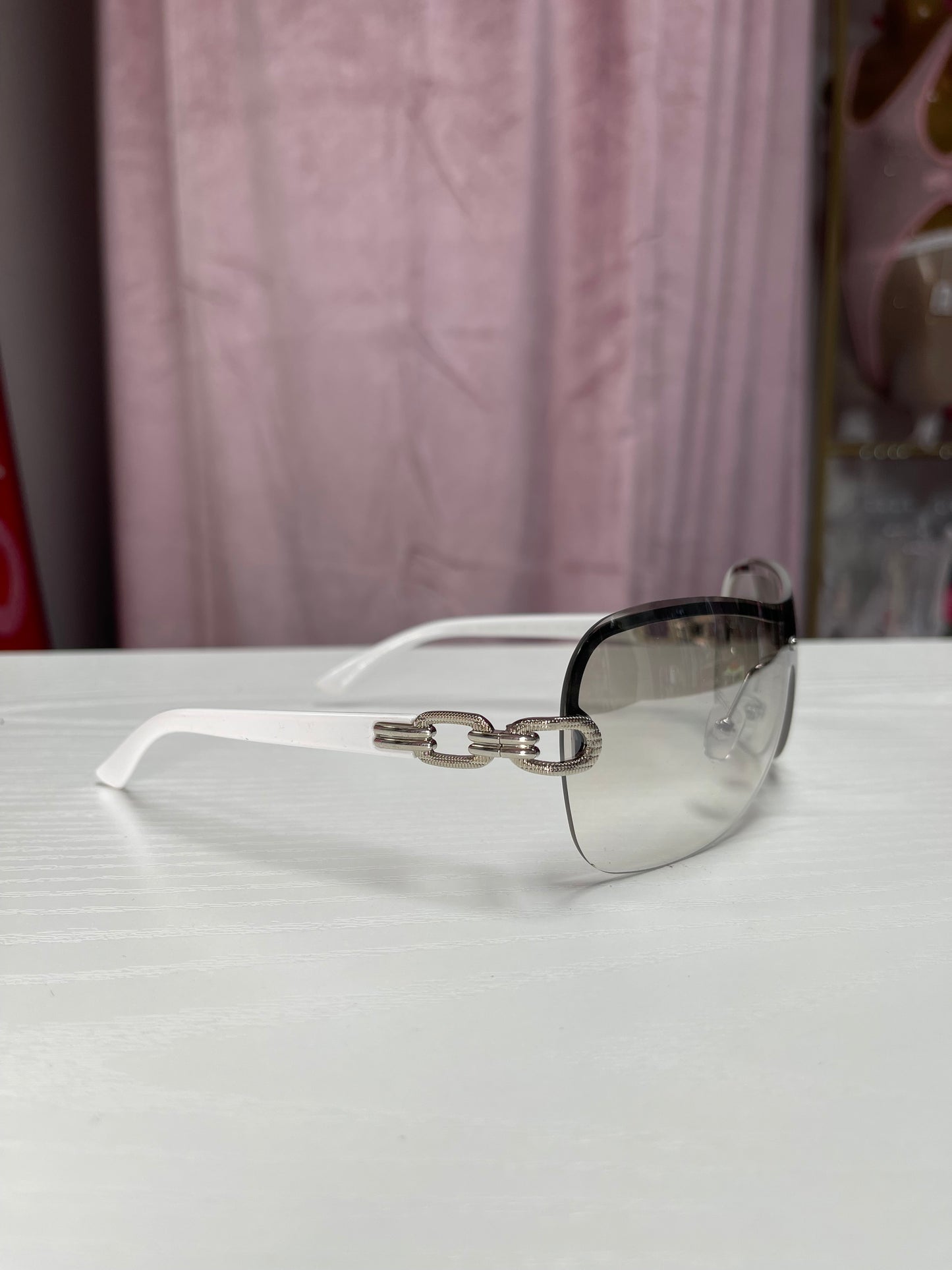 Retro One Piece Ombre Lens Sunglasses with Silver Accents Snow Bunny