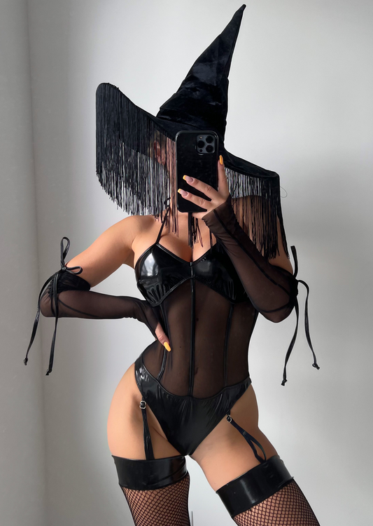 PLOTTING A SPELL SEXY WITCH HALLOWEEN COSTUME