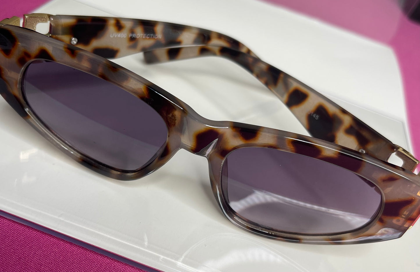 Womens Tortoise Shell Print Sunglass Eyewear